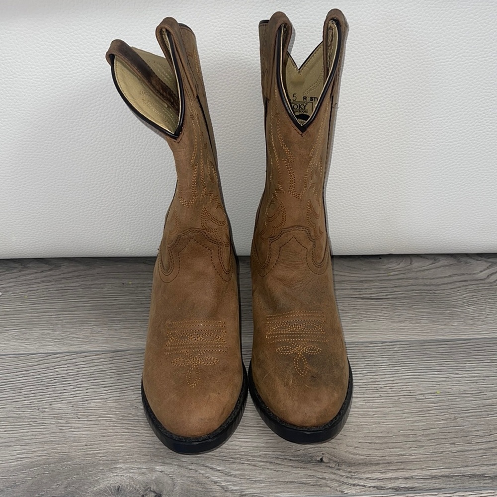 Kids leather boots 👢